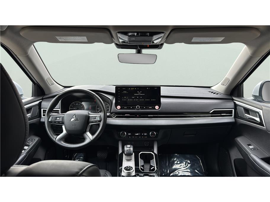 2025 Mitsubishi Outlander SE Sport Utility 4D Folsom CA
