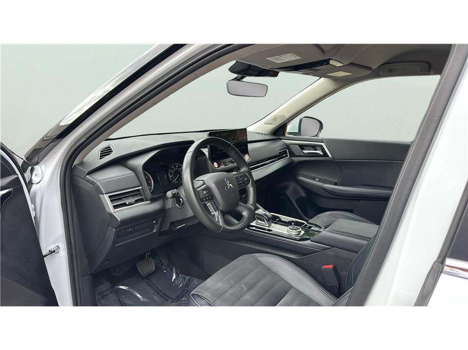 2025 Mitsubishi Outlander SE Sport Utility 4D Folsom CA