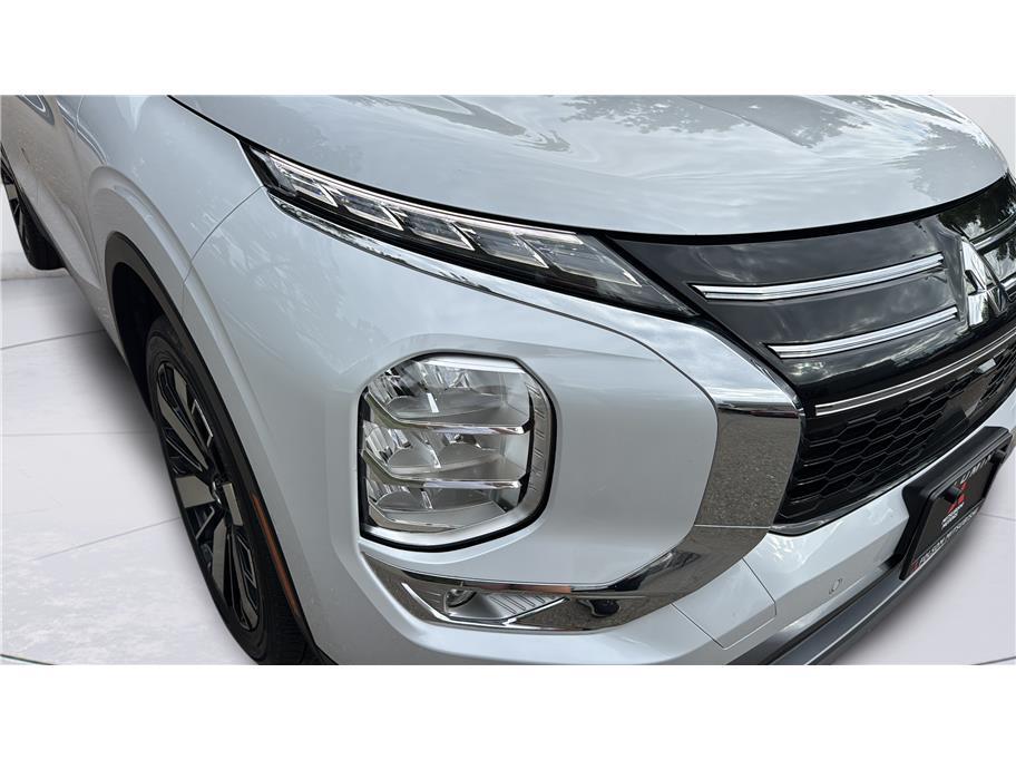 2025 Mitsubishi Outlander SE Sport Utility 4D Folsom CA