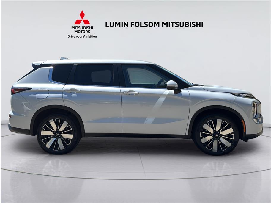 2025 Mitsubishi Outlander SE Sport Utility 4D Folsom CA