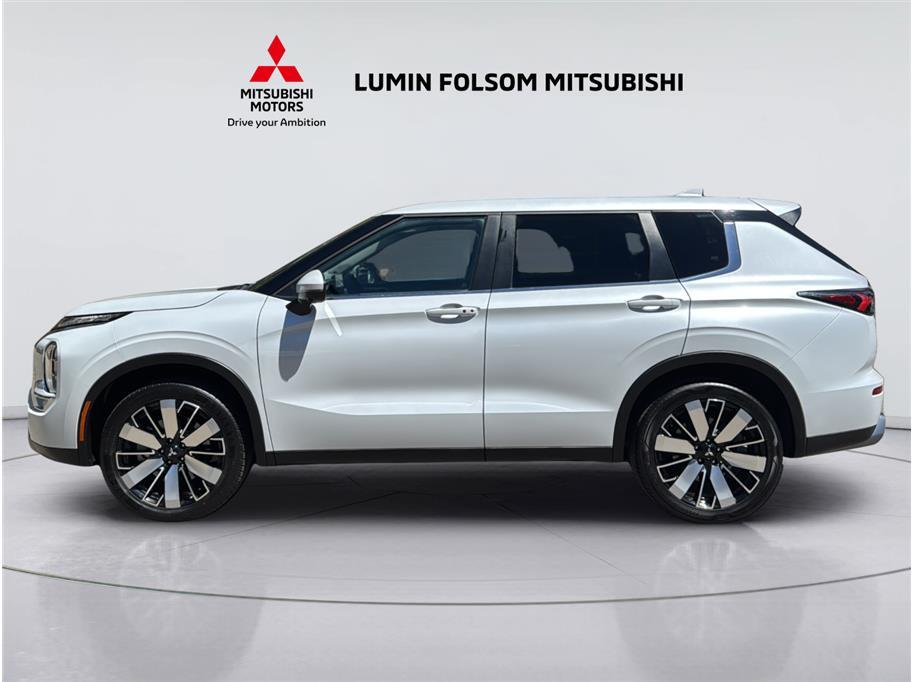 2025 Mitsubishi Outlander SE Sport Utility 4D Folsom CA
