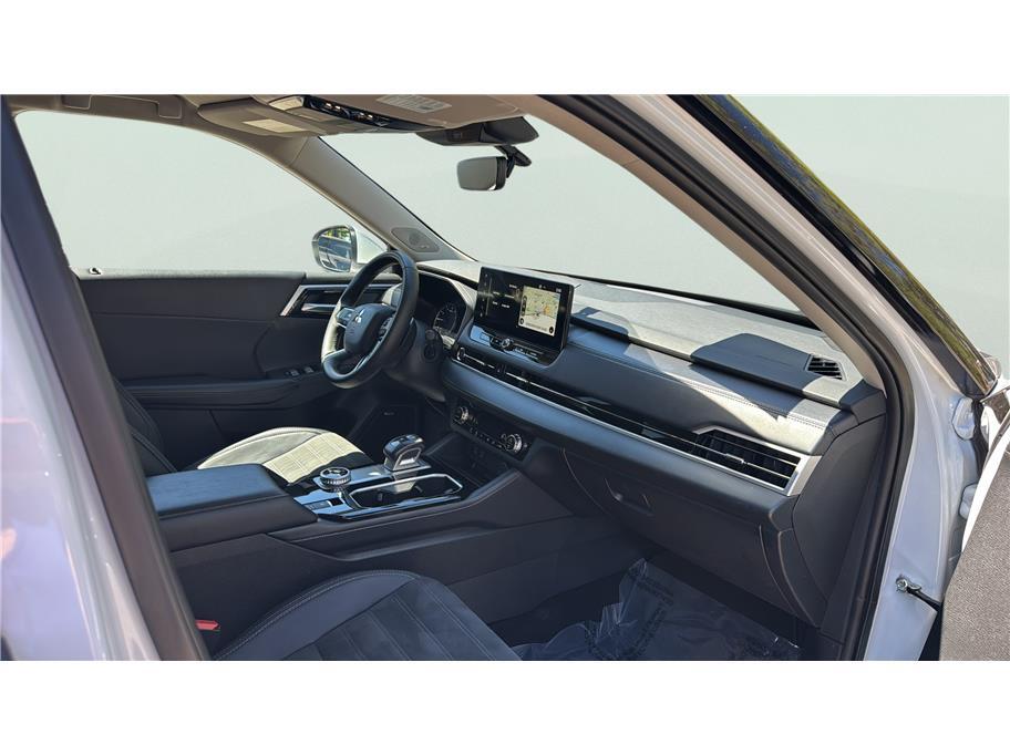 2025 Mitsubishi Outlander SE Sport Utility 4D Folsom CA