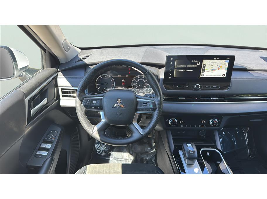 2025 Mitsubishi Outlander SE Sport Utility 4D Folsom CA