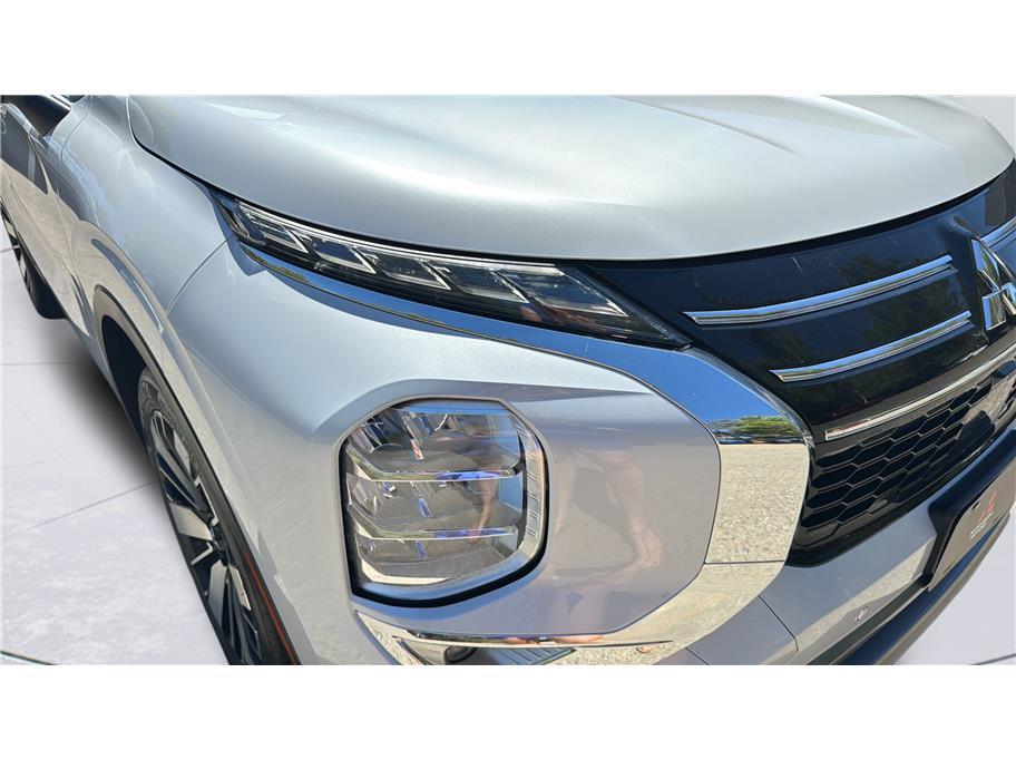 2025 Mitsubishi Outlander SE Sport Utility 4D Folsom CA