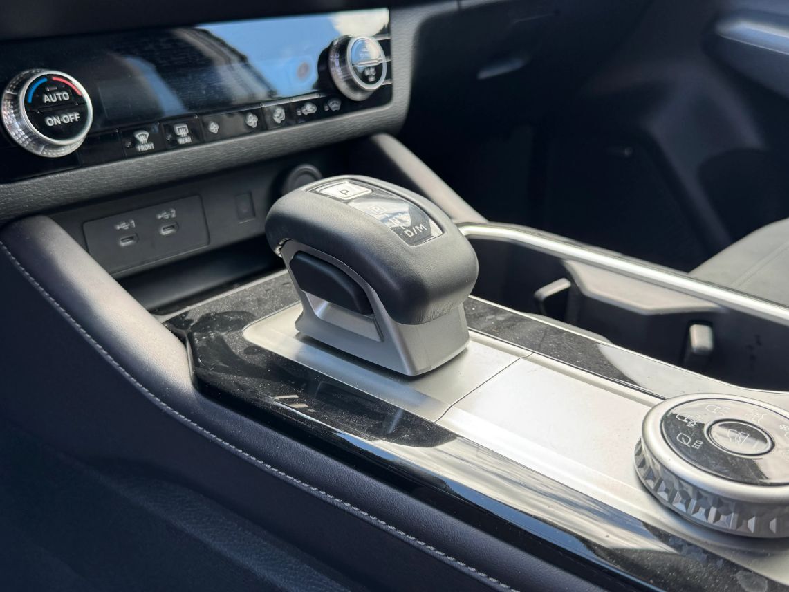2025 Mitsubishi Outlander SE Sport Utility 4D