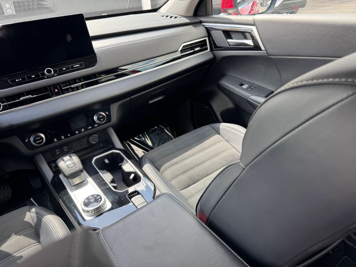 2025 Mitsubishi Outlander SE Sport Utility 4D
