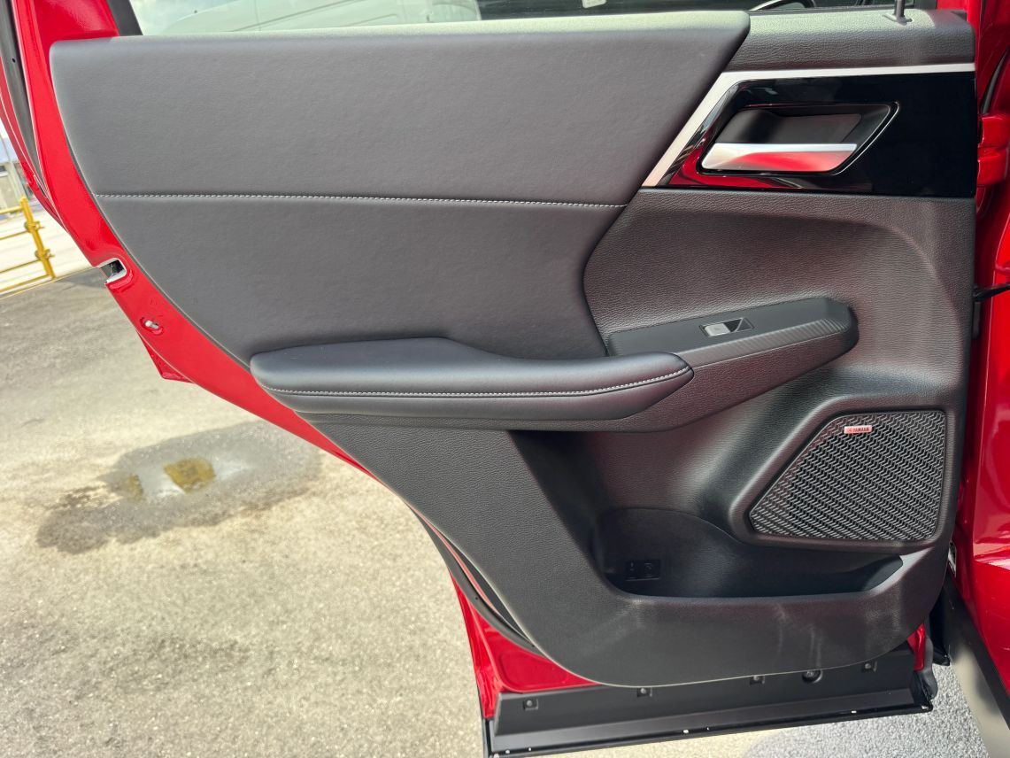 2025 Mitsubishi Outlander SE Sport Utility 4D