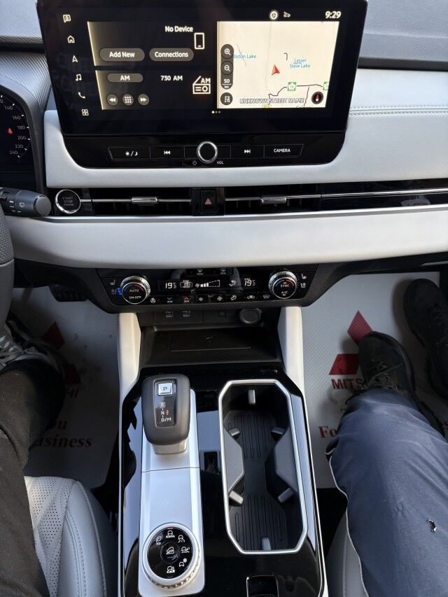 2025 Mitsubishi Outlander SE Whitecourt AB