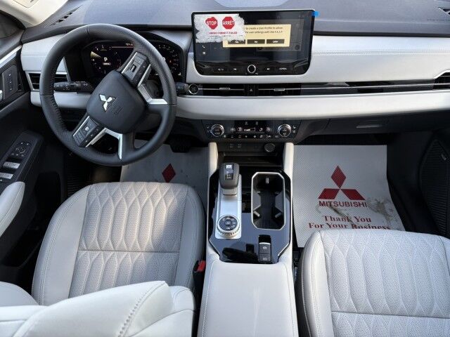 2025 Mitsubishi Outlander SE Whitecourt AB