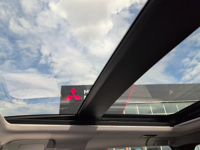 2025 Mitsubishi Outlander SE Whitecourt AB