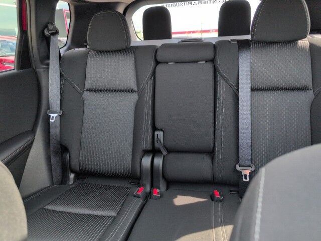 2025 Mitsubishi Outlander SE Whitecourt AB