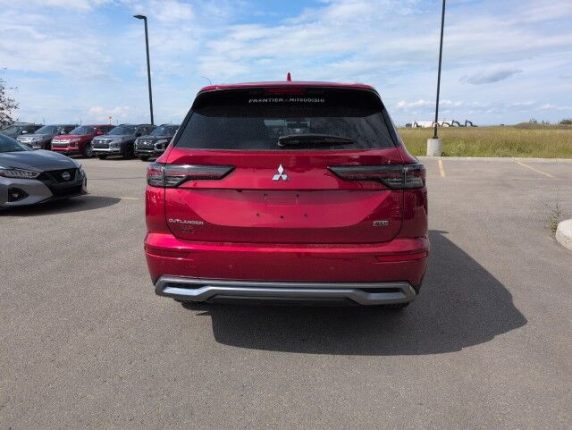 2025 Mitsubishi Outlander SE Whitecourt AB