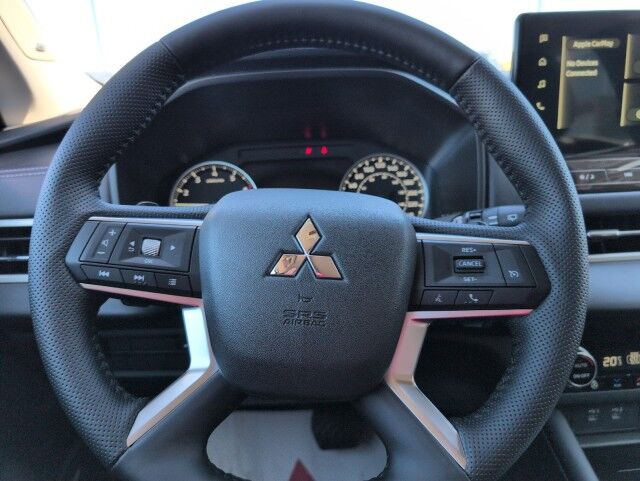 2025 Mitsubishi Outlander SE Whitecourt AB