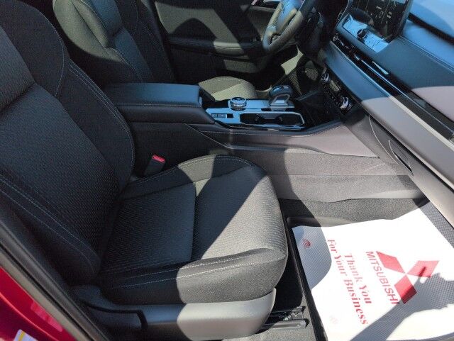 2025 Mitsubishi Outlander SE Whitecourt AB