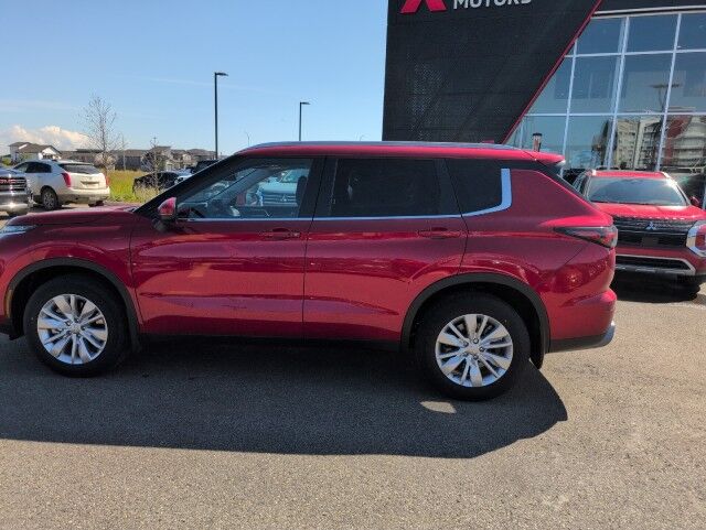 2025 Mitsubishi Outlander SE Whitecourt AB