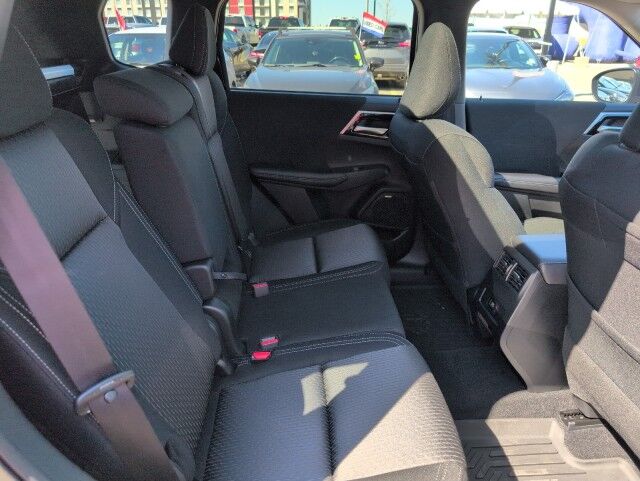 2025 Mitsubishi Outlander SE Whitecourt AB