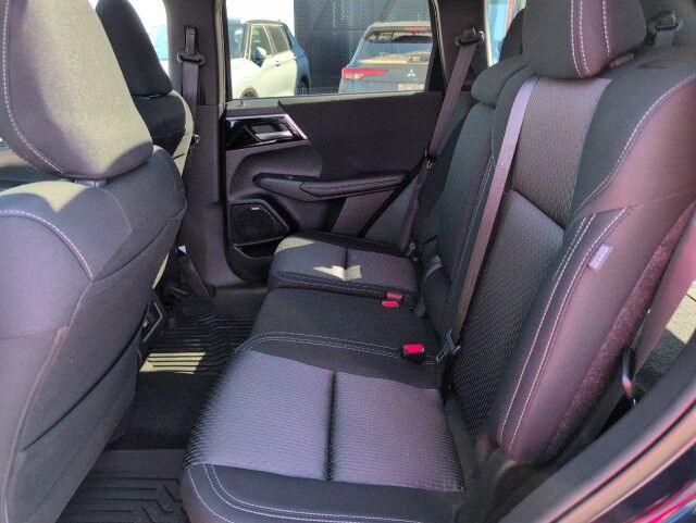 2025 Mitsubishi Outlander SE Whitecourt AB