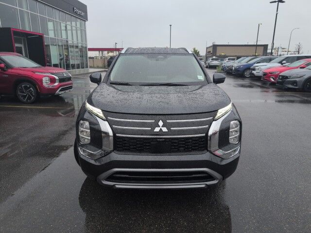 2025 Mitsubishi Outlander SE Whitecourt AB