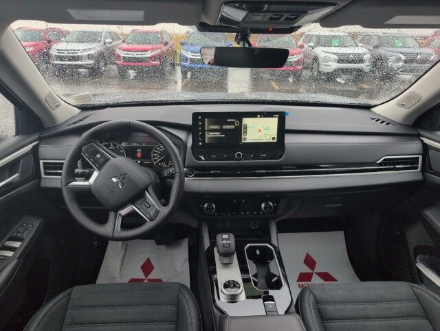 2025 Mitsubishi Outlander SE Whitecourt AB