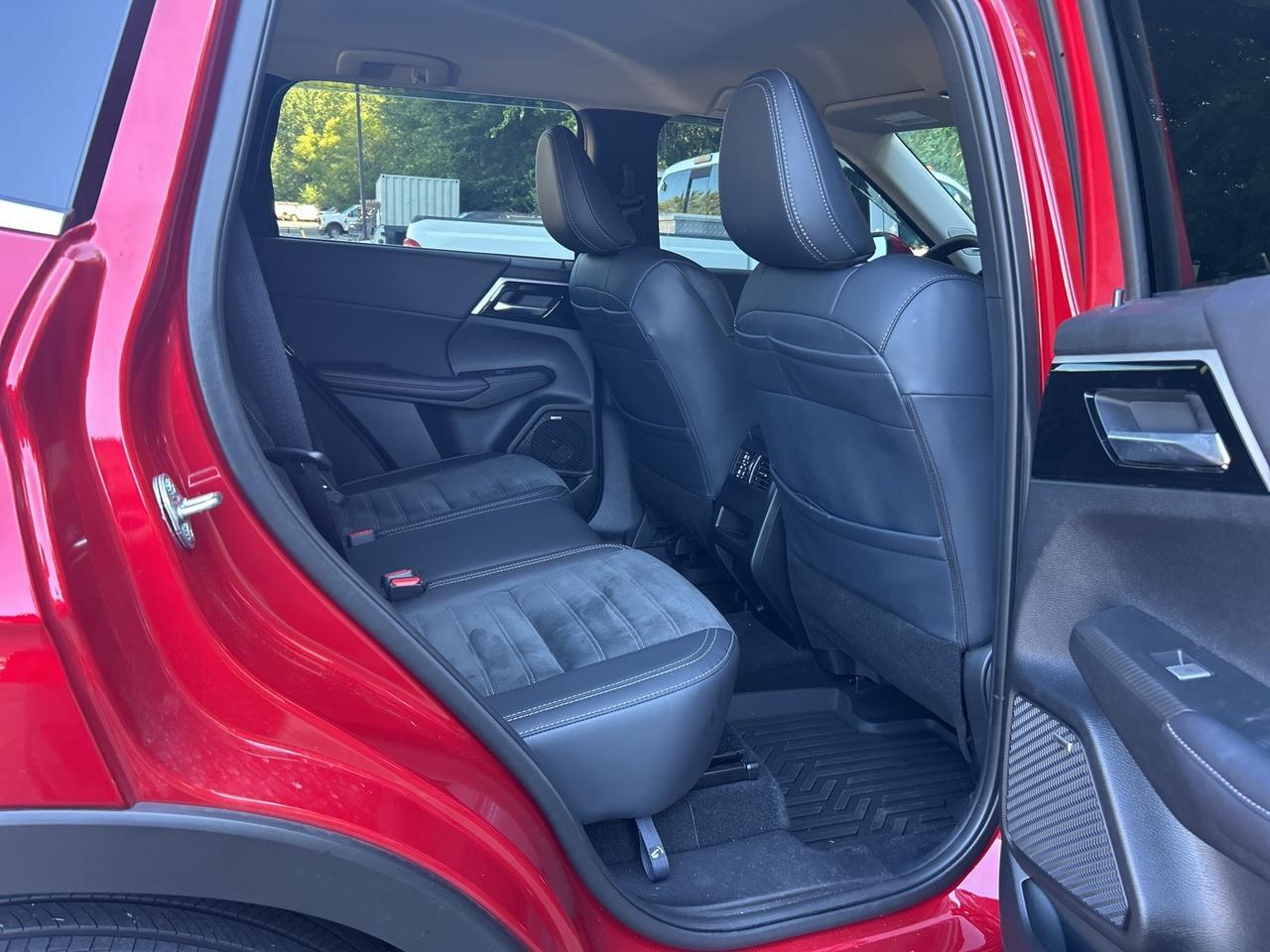 2025 Mitsubishi Outlander SE Ashland VA