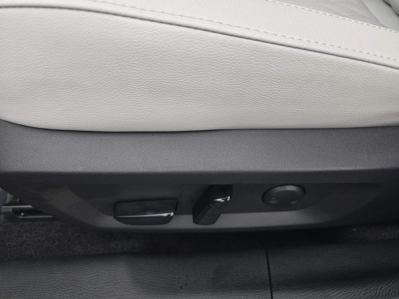 2025 Mitsubishi Outlander SEL Chattanooga TN