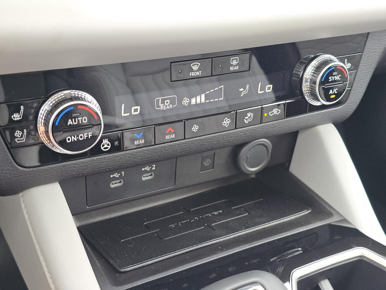 2025 Mitsubishi Outlander SEL Chattanooga TN