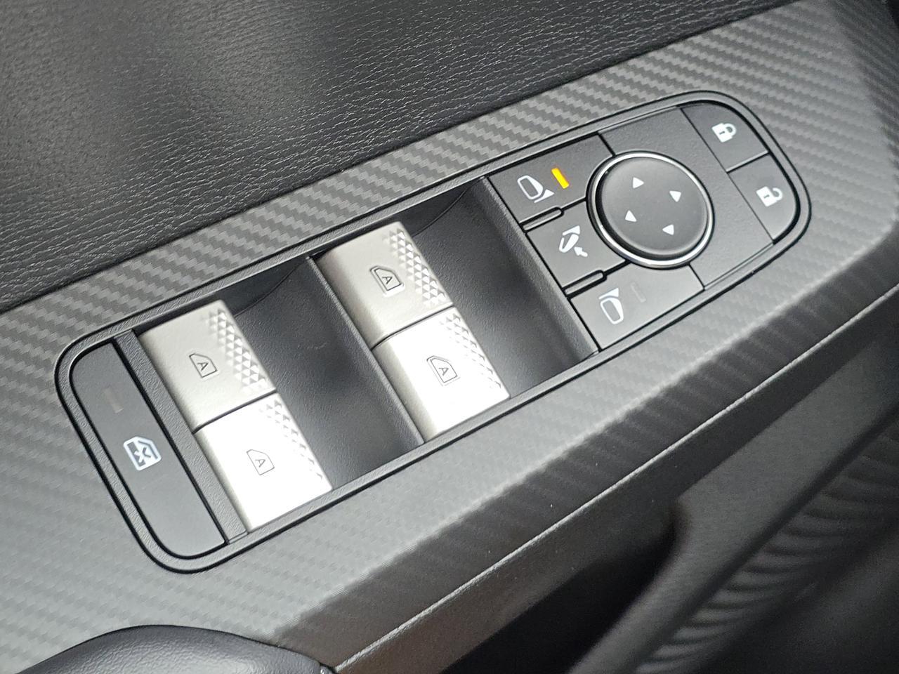 2025 Mitsubishi Outlander SEL Chattanooga TN