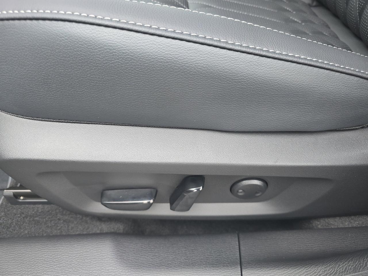 2025 Mitsubishi Outlander SEL Chattanooga TN