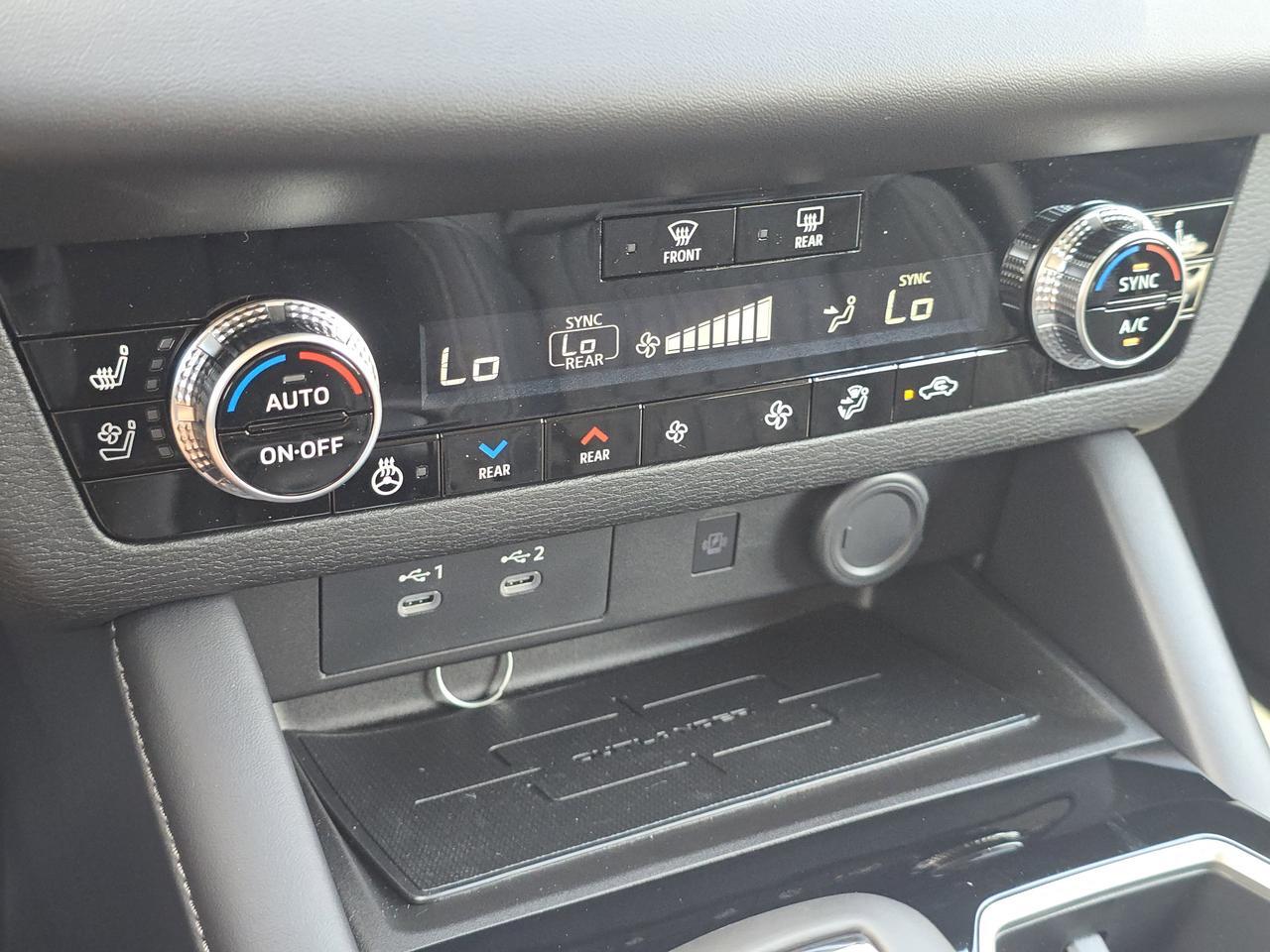 2025 Mitsubishi Outlander SEL Chattanooga TN