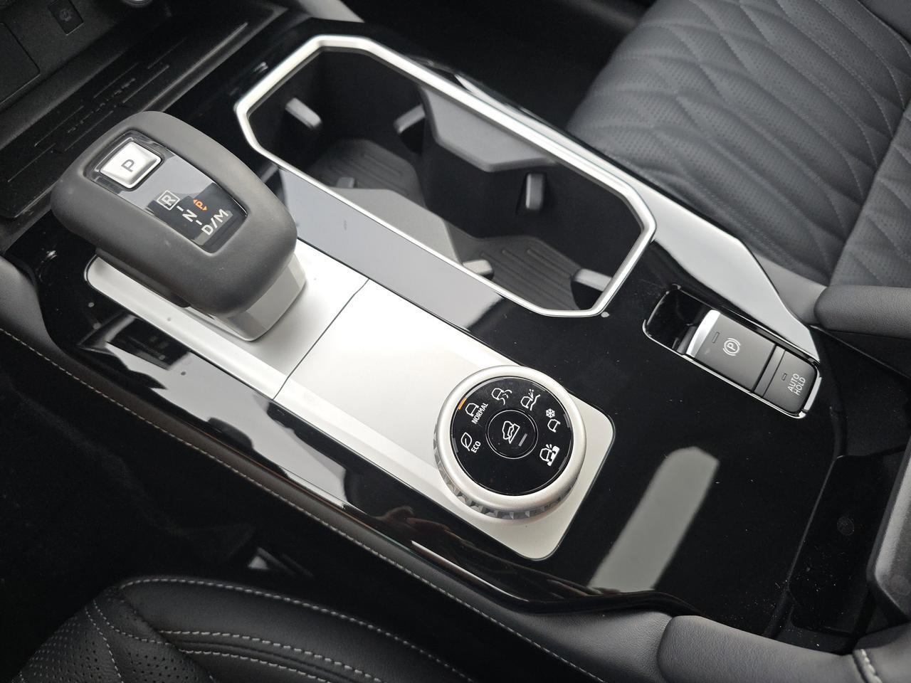 2025 Mitsubishi Outlander SEL Chattanooga TN