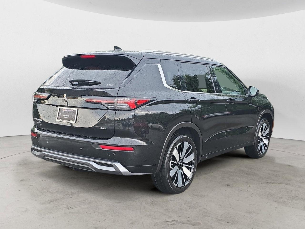 2025 Mitsubishi Outlander SEL Chattanooga TN