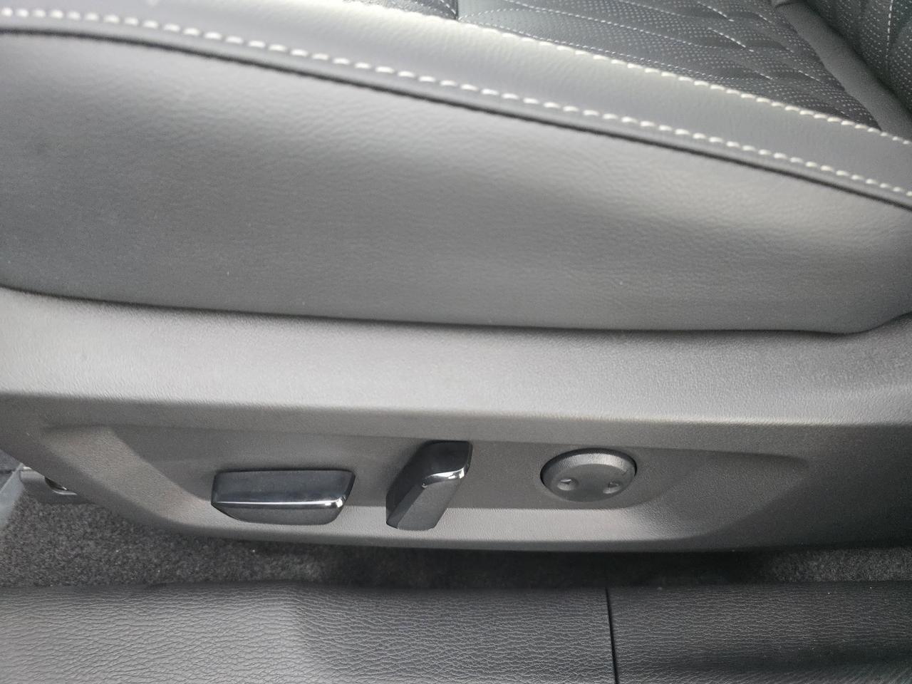 2025 Mitsubishi Outlander SEL Chattanooga TN