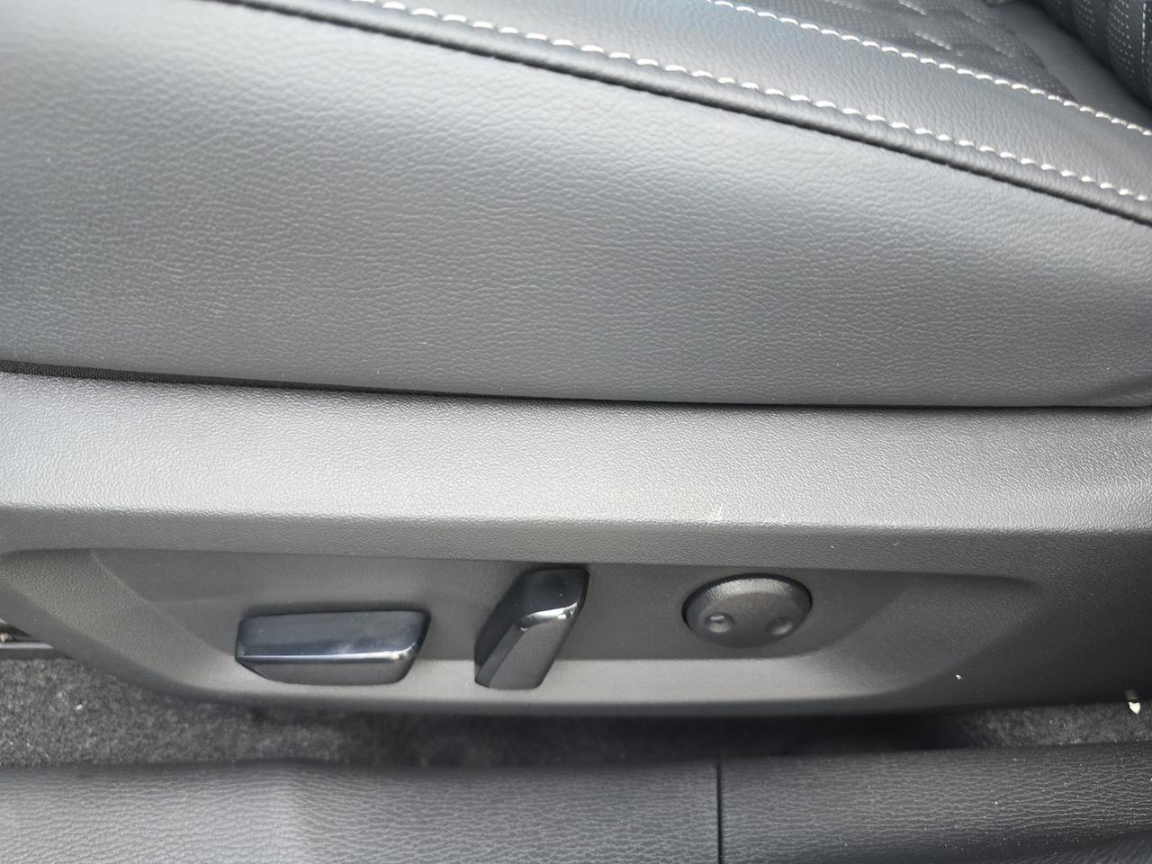 2025 Mitsubishi Outlander SEL Chattanooga TN