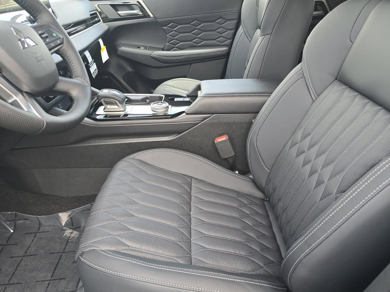 2025 Mitsubishi Outlander SEL Chattanooga TN