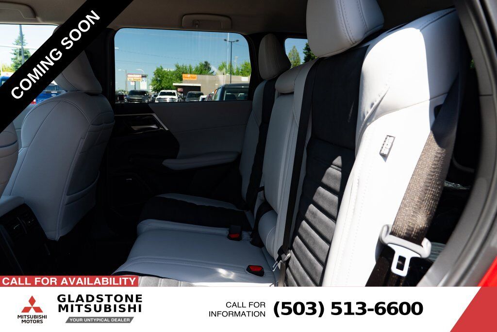 2025 Mitsubishi Outlander SEL Milwaukie OR