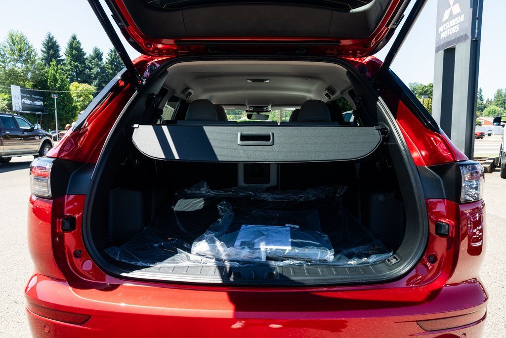 2025 Mitsubishi Outlander SEL Milwaukie OR