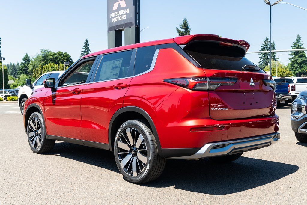 2025 Mitsubishi Outlander SEL Milwaukie OR