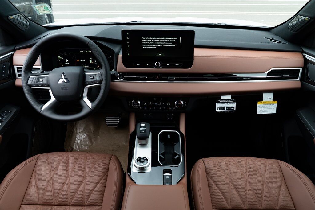 2025 Mitsubishi Outlander SEL Milwaukie OR