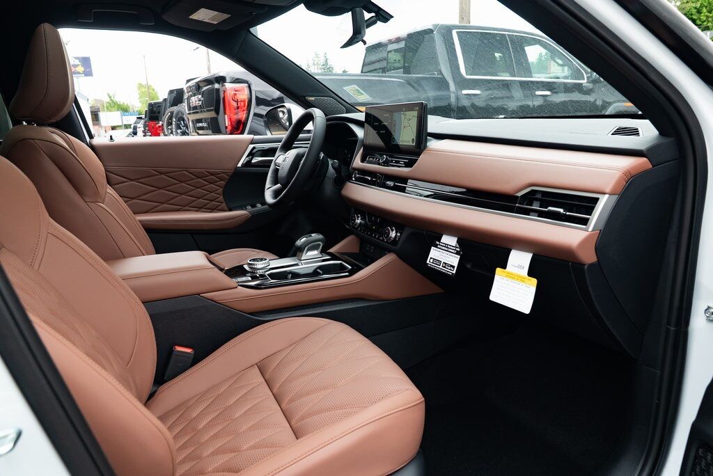 2025 Mitsubishi Outlander SEL Milwaukie OR