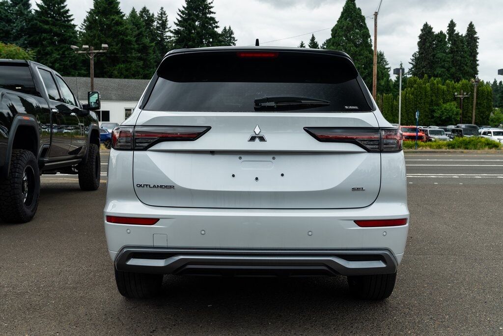 2025 Mitsubishi Outlander SEL Milwaukie OR
