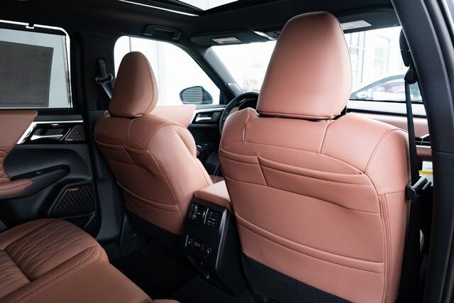 2025 Mitsubishi Outlander SEL Milwaukie OR