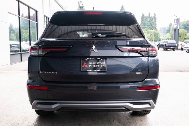 2025 Mitsubishi Outlander SEL Milwaukie OR