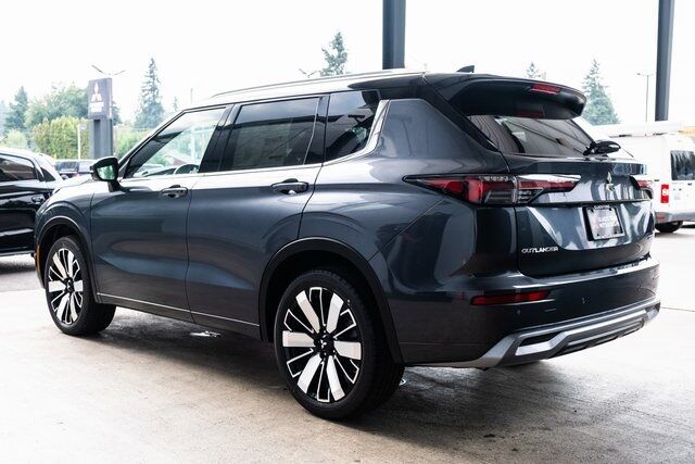 2025 Mitsubishi Outlander SEL Milwaukie OR