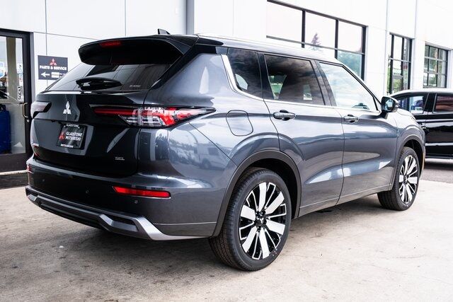 2025 Mitsubishi Outlander SEL Milwaukie OR