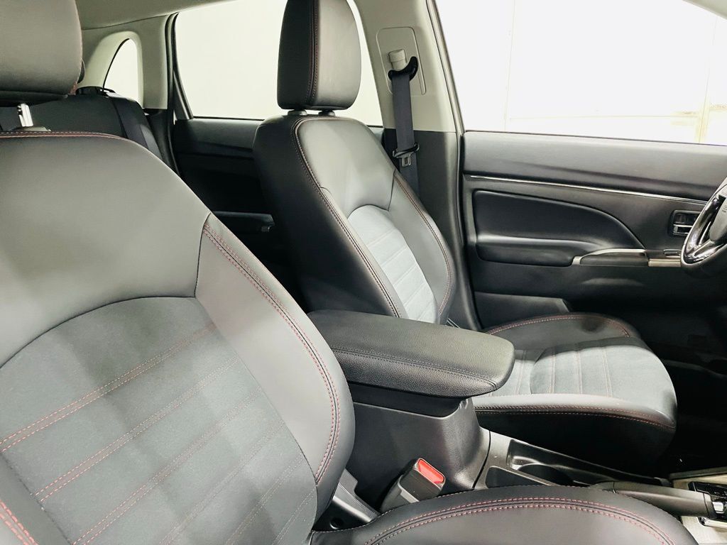 2025 Mitsubishi Outlander Sport Jersey City NJ