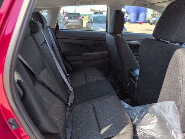 2025 Mitsubishi RVR ES Grande Prairie AB