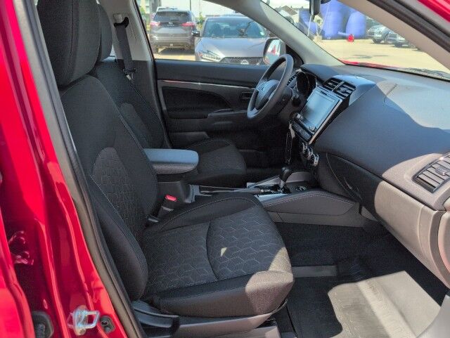 2025 Mitsubishi RVR ES Grande Prairie AB