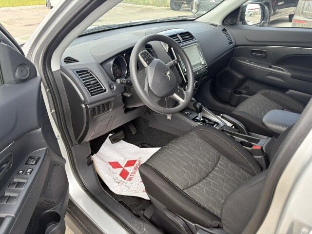 2025 Mitsubishi RVR ES Grande Prairie AB
