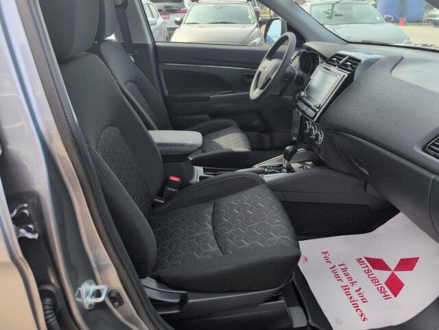 2025 Mitsubishi RVR ES Grande Prairie AB