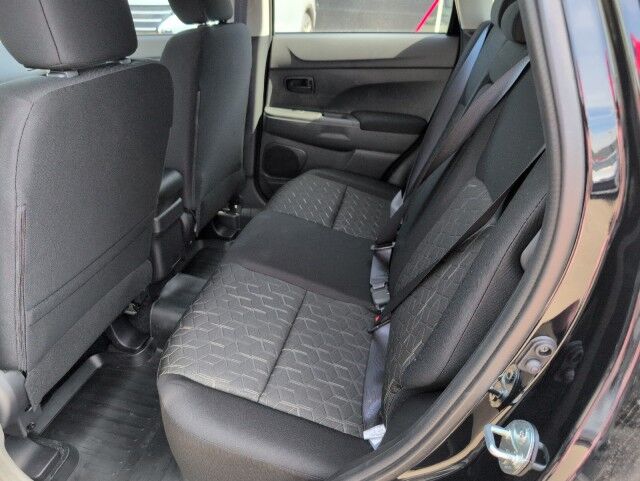 2025 Mitsubishi RVR ES Whitecourt AB
